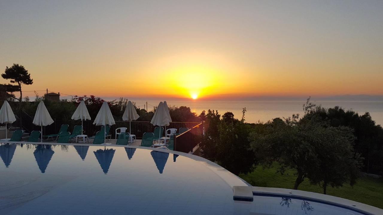 Livadaki Village Hotel Skala  Dış mekan fotoğraf