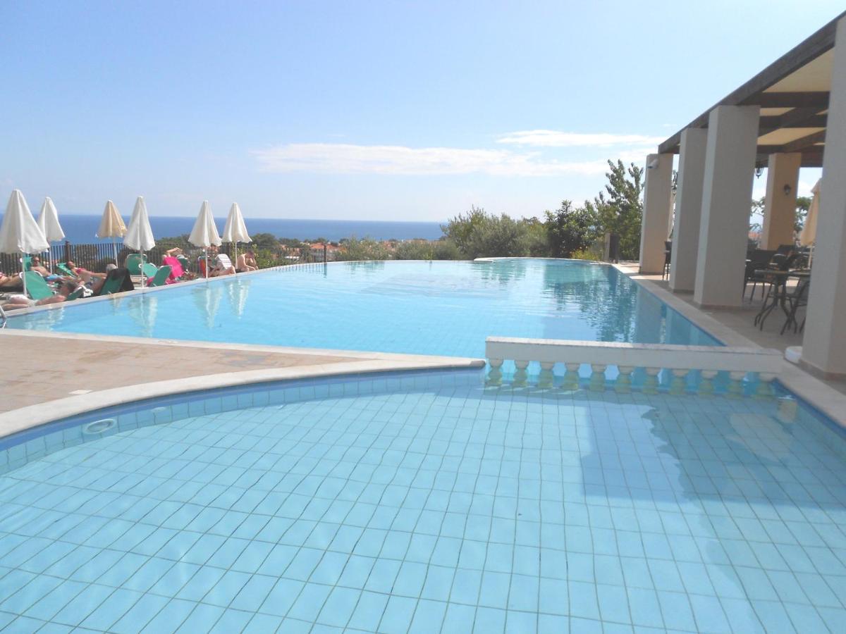 Livadaki Village Hotel Skala  Dış mekan fotoğraf