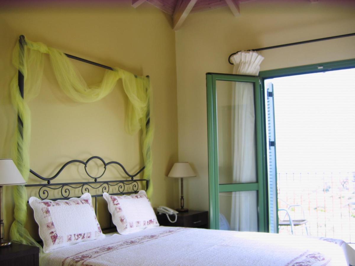 Livadaki Village Hotel Skala  Dış mekan fotoğraf